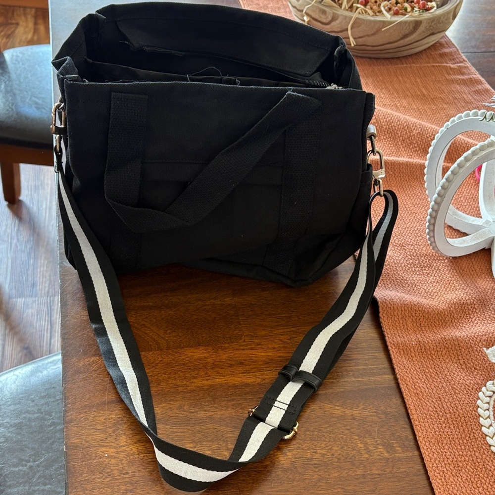Stylish Black Women's Bag